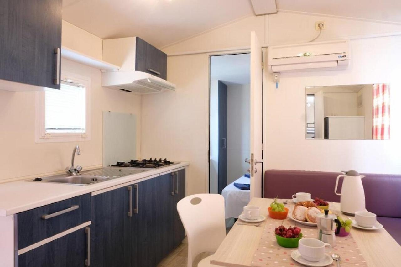 Happy Camp Mobile Homes In Camping Cisano San Vito Μπαρντολίνο Εξωτερικό φωτογραφία