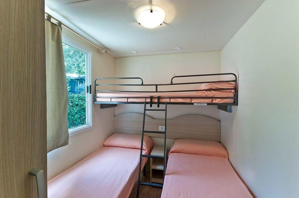 Happy Camp Mobile Homes In Camping Cisano San Vito Μπαρντολίνο Εξωτερικό φωτογραφία