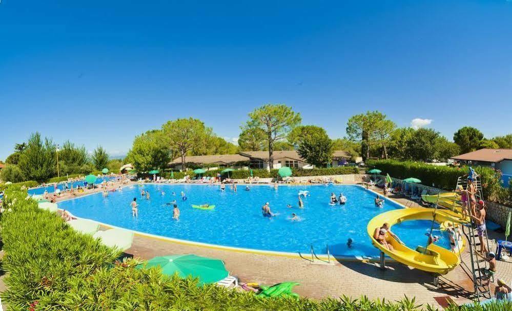 Happy Camp Mobile Homes In Camping Cisano San Vito Μπαρντολίνο Εξωτερικό φωτογραφία