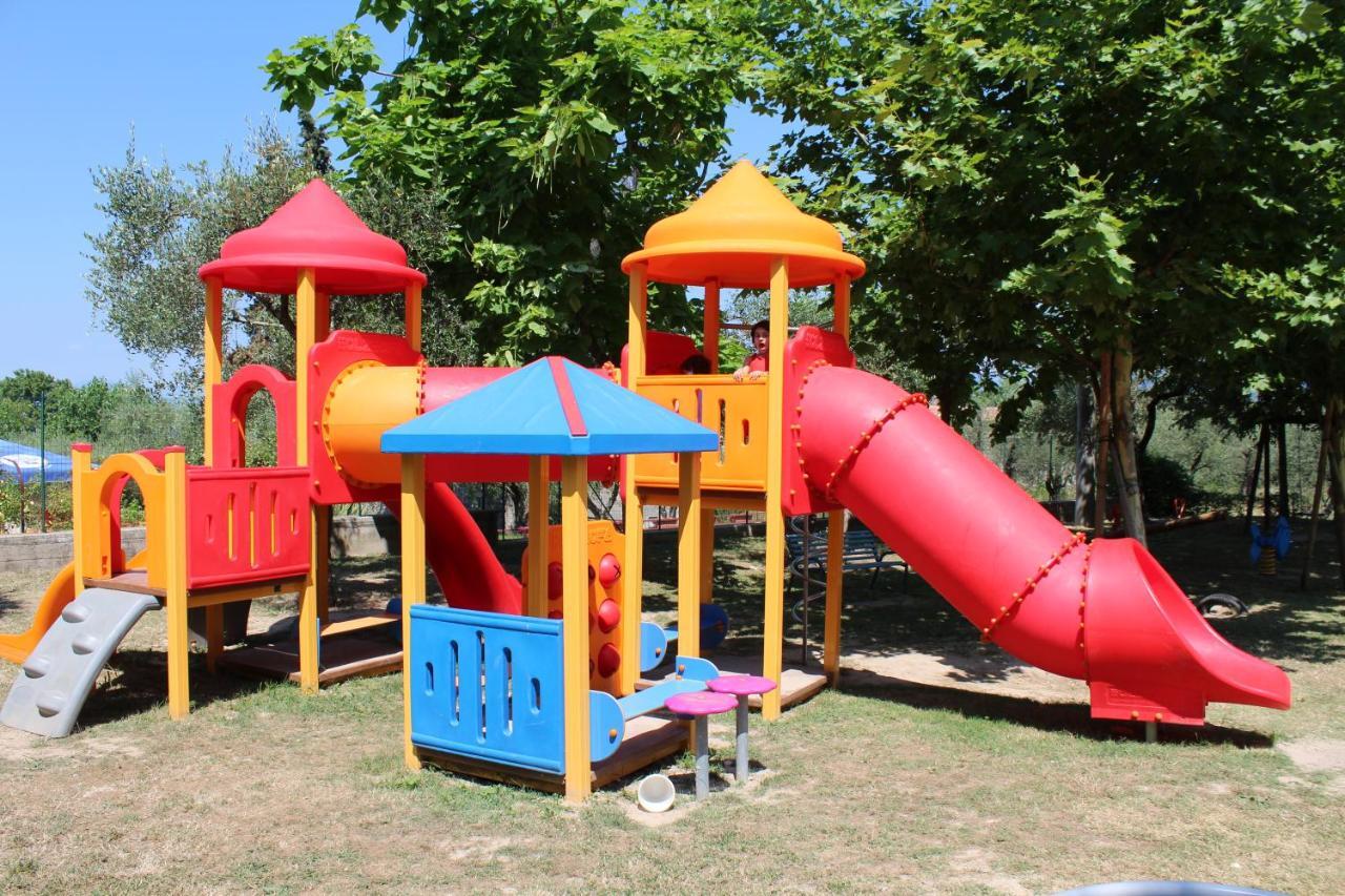 Happy Camp Mobile Homes In Camping Cisano San Vito Μπαρντολίνο Εξωτερικό φωτογραφία